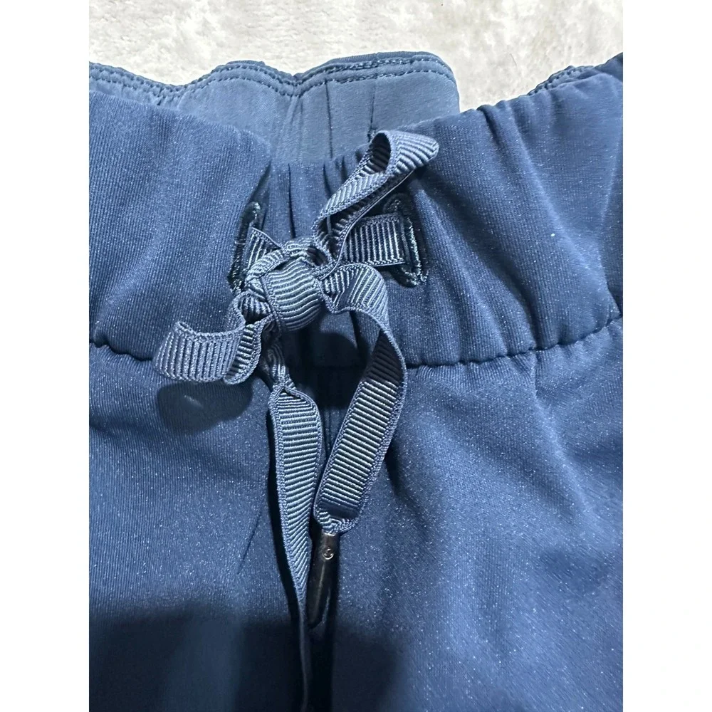 Lululemon On The Fly Short 2.5
